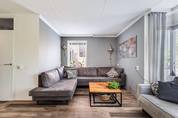 Foto - Te koop: 2-1- kapwoning met oprit!
